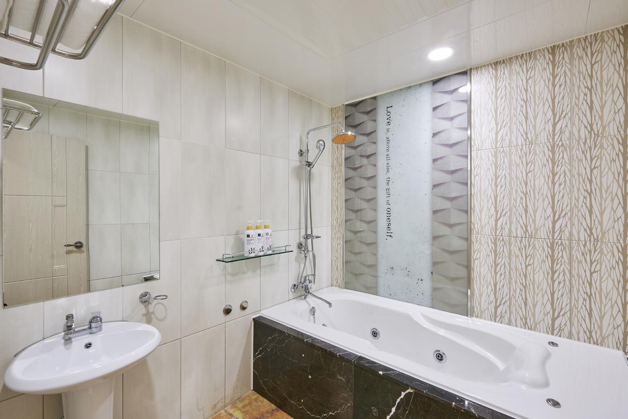 Venture Hotel Gwangju Metropolitan City Ngoại thất bức ảnh