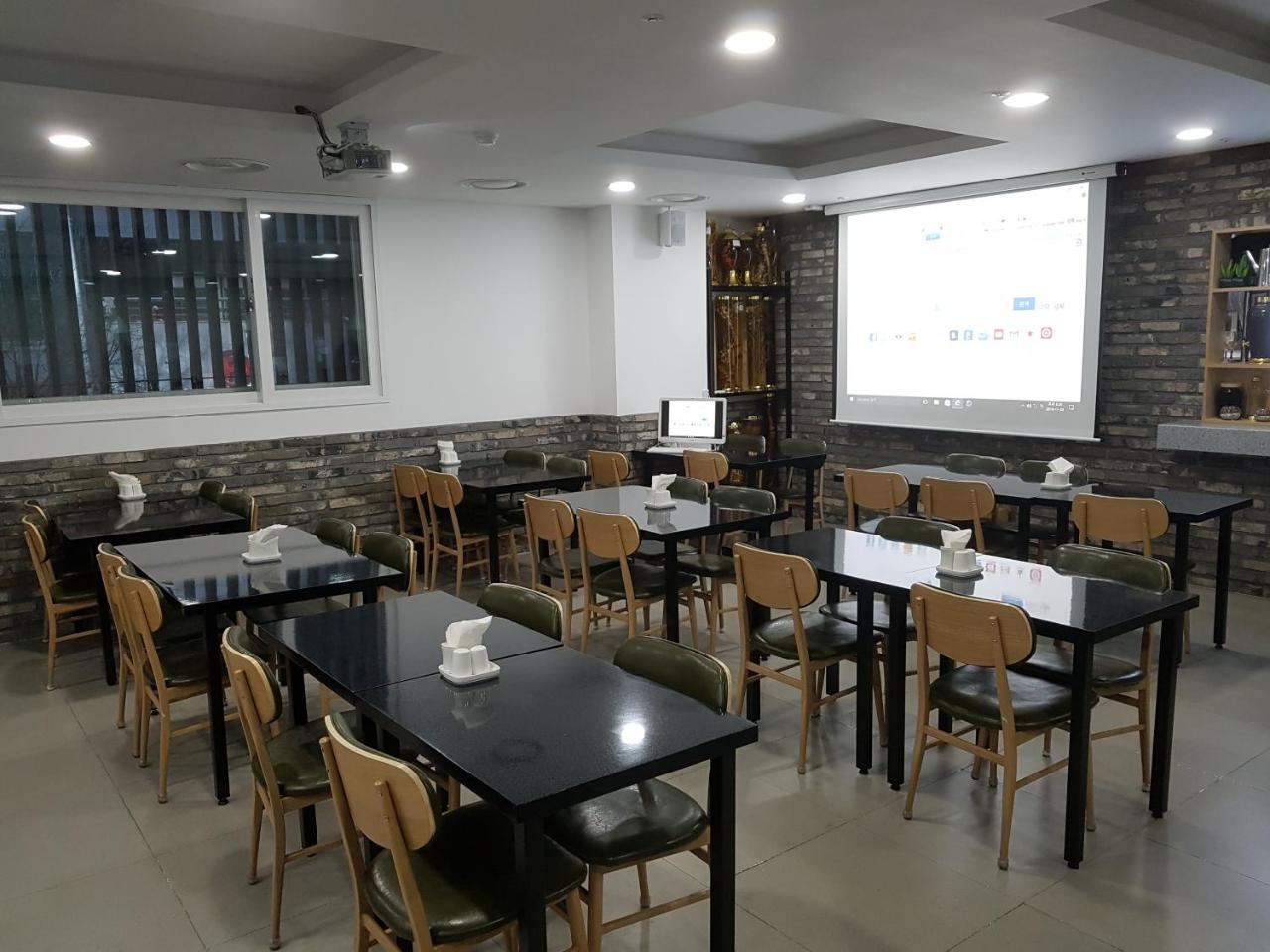 Venture Hotel Gwangju Metropolitan City Ngoại thất bức ảnh